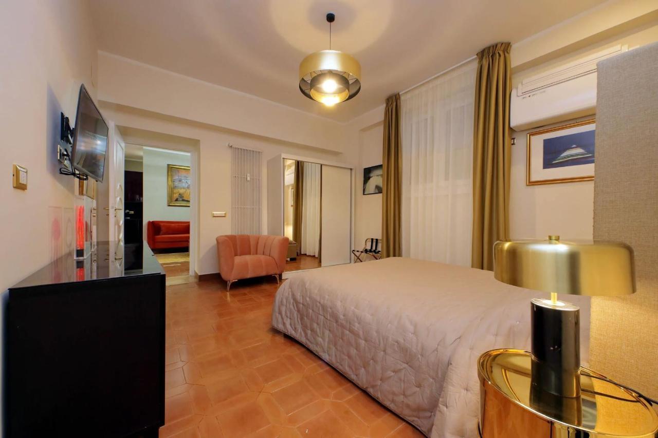 Luxury Di San Giacomo Apartment Rome Exterior photo